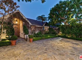 602 N Foothill Rd, Beverly Hills, CA 90210