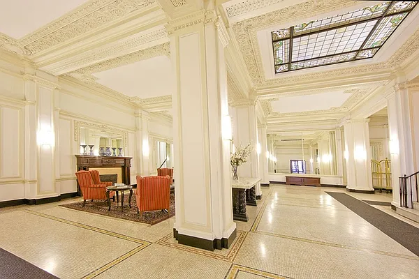 Sold by Rand Realty NY | media 4