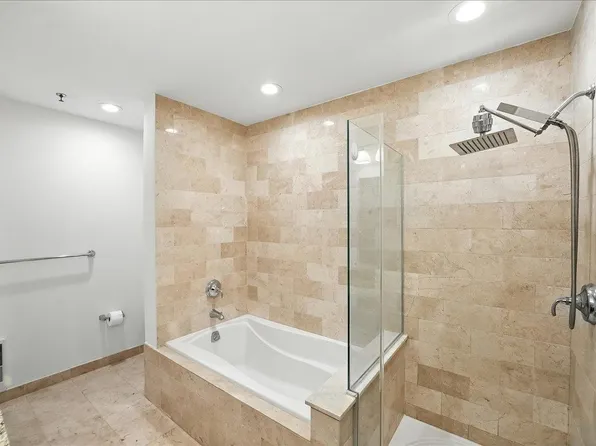 15 Freedom Way image 19 of 48