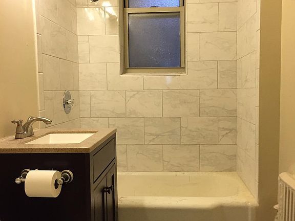 3rd image of 1605 W Berteau Ave #2A