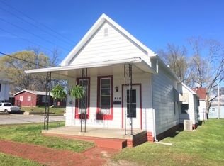 930 N Mulberry St, Mount Vernon, IN
