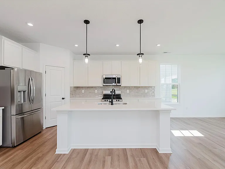 16043 Meadow Frost Ct — Photo 8