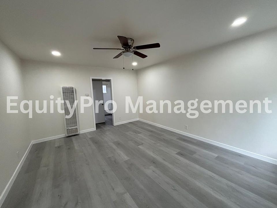 1st image of 10535 S 1st Ave
