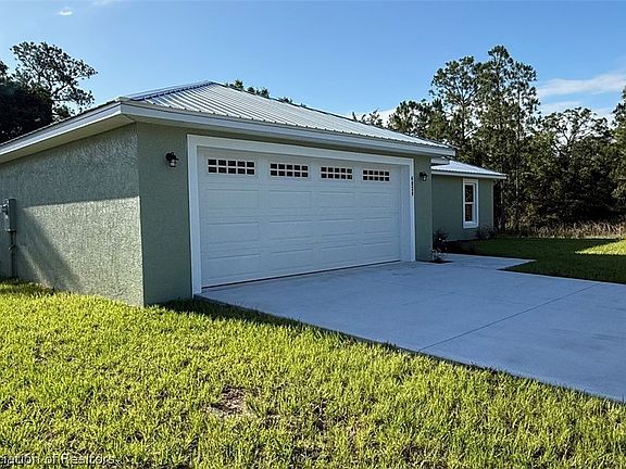 3rd image of 4020 Abernathy Ave