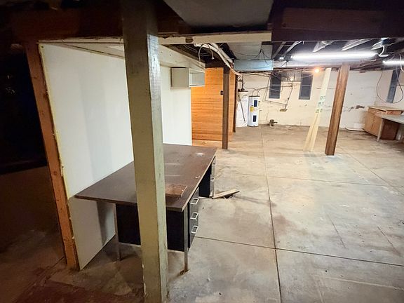 3rd image of 223 S Edward St #1