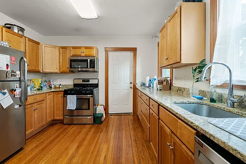 26 Chilton St #3A Photo 1