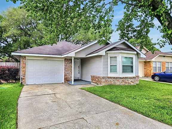 2nd image of 11019 Shadowfield Dr