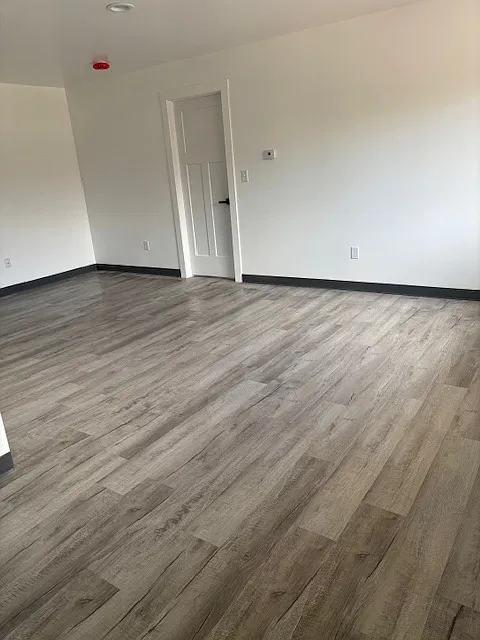 595 Wagner DR. - 19 — Photo 2