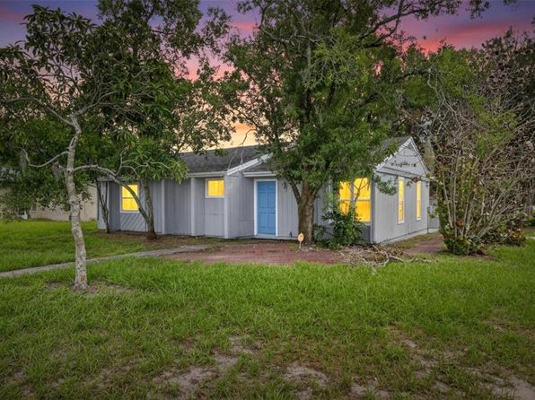 5001 Whiteway Dr, Tampa, FL 33617