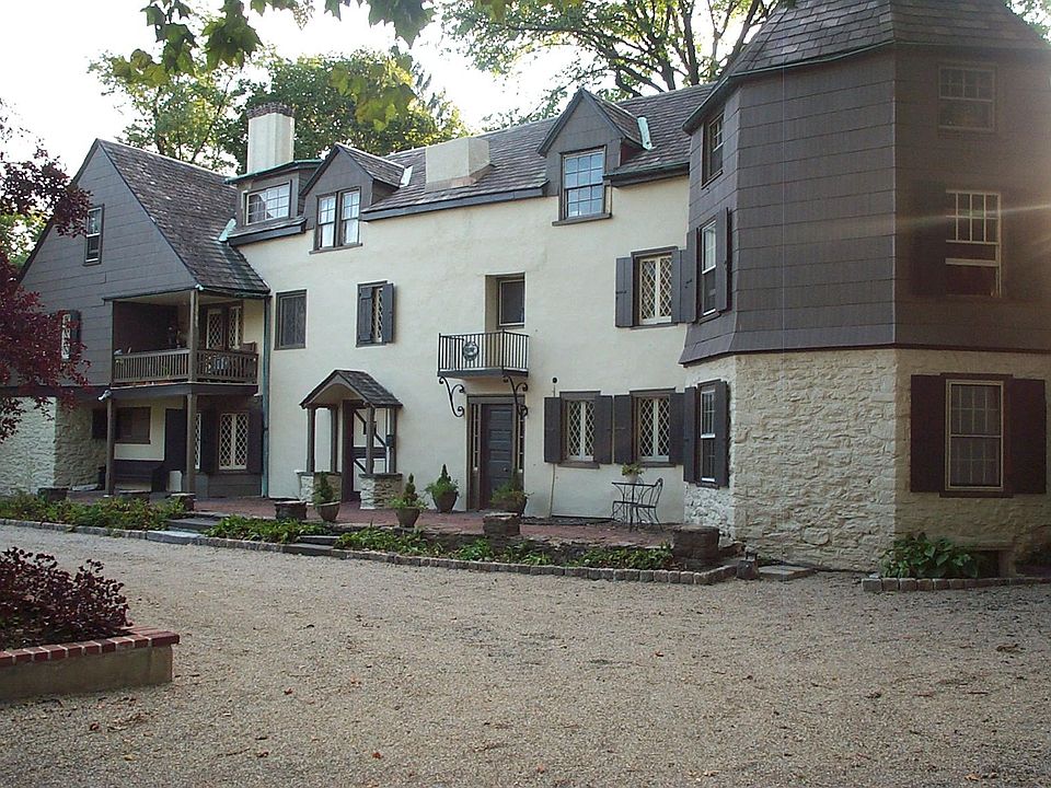1st image of 1035 W Chelten Ave #4