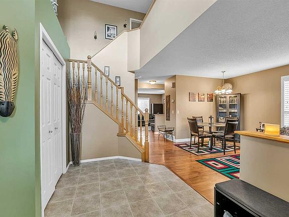 5th image of 165 S Saddlefield Pl NE