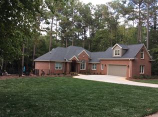 588 Thornwood Cir, Mount Airy, GA 30563