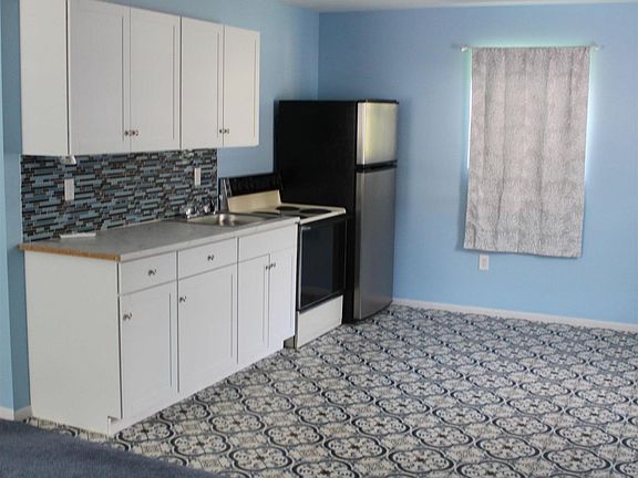 2nd image of 403 Parcoal Rd