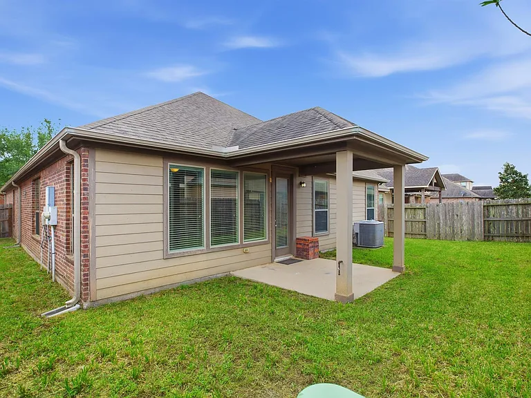 11103 Avery Oaks Ln — Photo 37