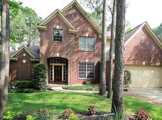 18 Stockbridge Landing Dr, Spring, TX 77382