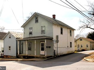 27 S King St, Annville, PA 17003
