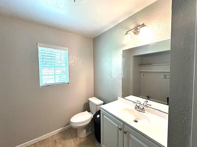 17884 Crystalwood Ct — Photo 10