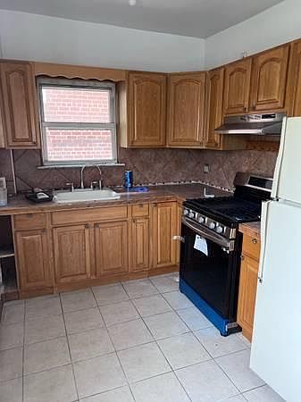 1st image of 4013 209th St #2