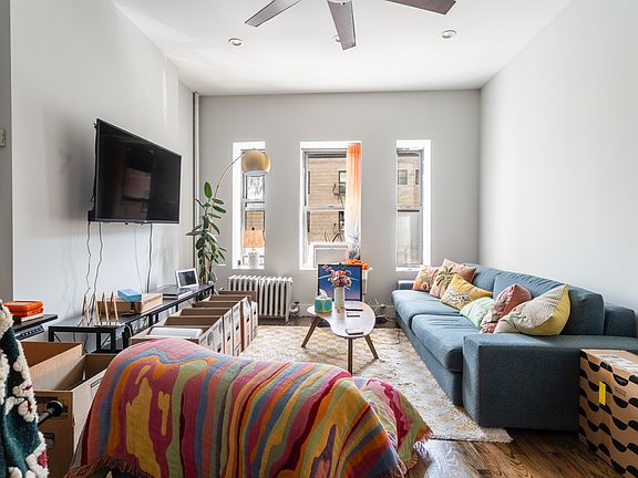 5th image of 944 Marcy Ave APT 3D
