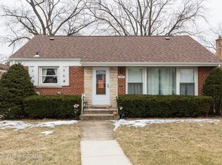 6941 W Cleveland St, Niles, IL