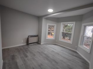 99 Chestnut St, Claremont, NH 03743