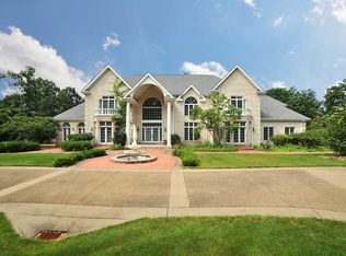 112 Lakeland Dr, Mars, PA 16046