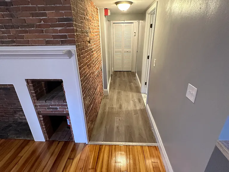 33 King St #3 — Photo 6