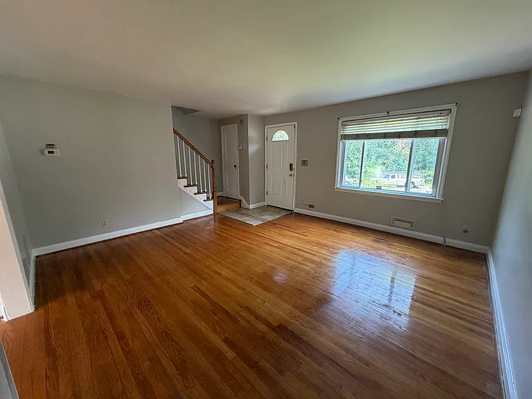 1506 N Forest Park Ave — Photo 3