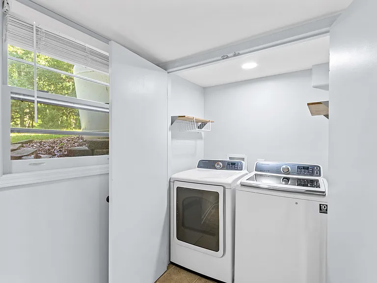 118 Revere Dr — Photo 20