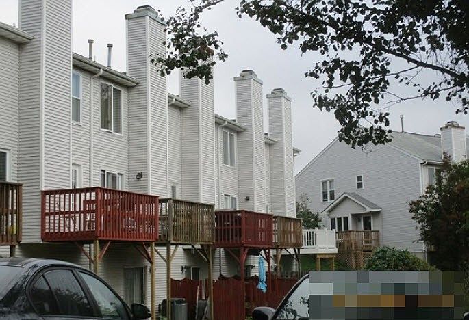 2nd image of 139 Lake Arrowhead Cir