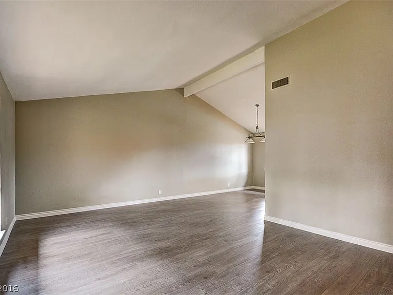 3670 La Junta Dr — Photo 5