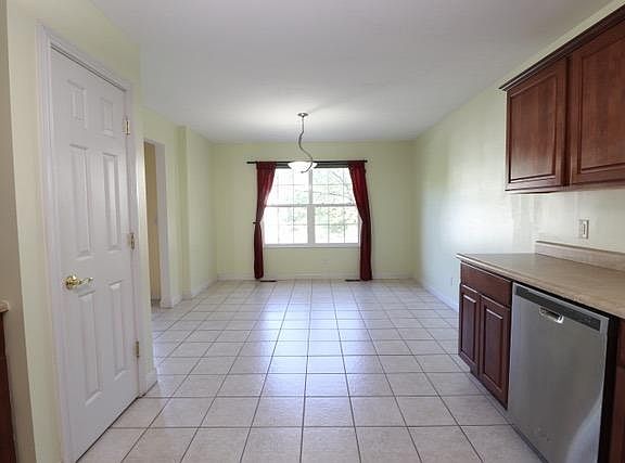 5th image of 20303 Alpine Dr