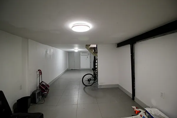 Rented by Hagstrom Management Inc | media 15