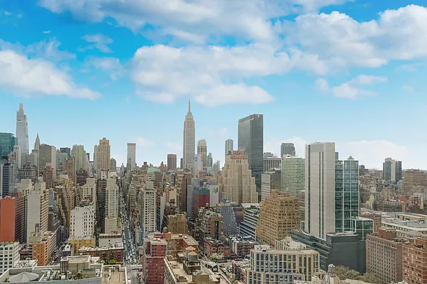 Rented by Bond New York | media 11