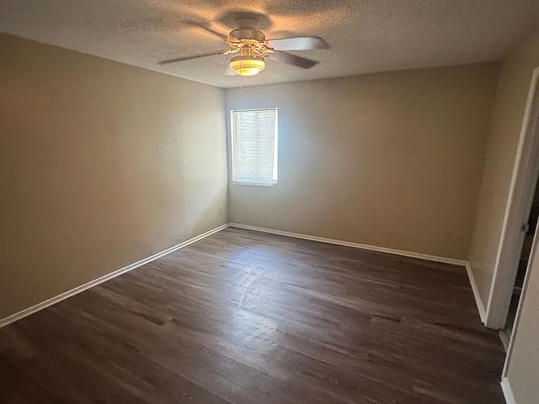 2835 Toehill Cv — Photo 24