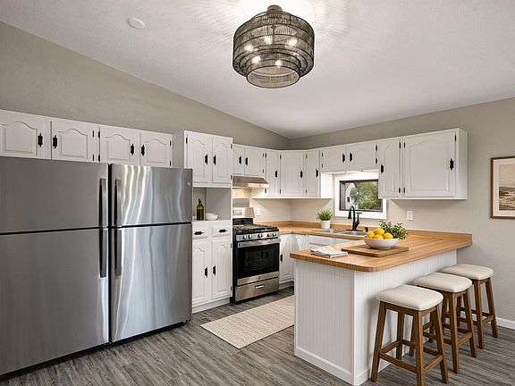 5th image of 7163 Corliss Way