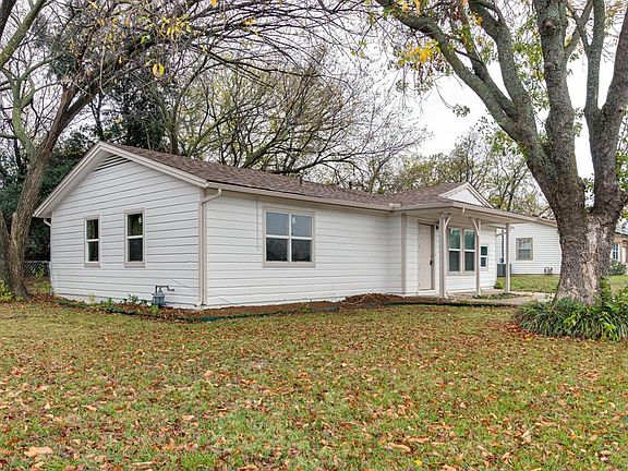 4th image of 201 Midway Dr W