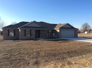 1117 Sequoyah Dr, Oologah, OK 74053