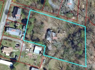 215 McCoy Cove Rd, Black Mountain, NC 28711