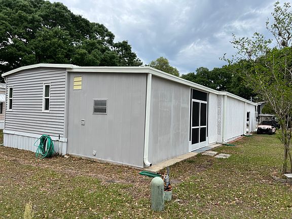 3rd image of 23 Blairwood Rd