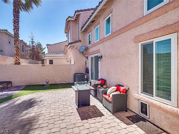 5th image of 39 Belle Soleil Ave #0