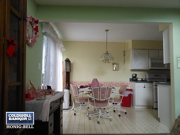 5th image of 15509 Keating Ave #A