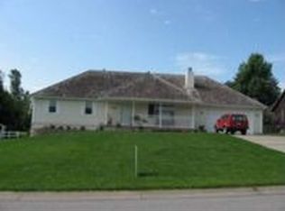 5231 SW Raintree Pkwy, Lees Summit, MO 64082