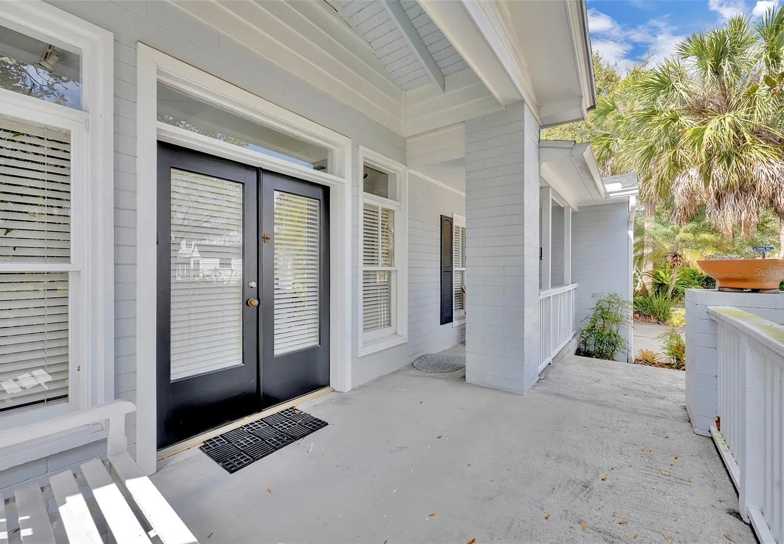 2 bed, 2281 sqft, $5,850 — Photo 3