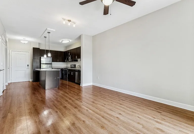 Lantower Westshore — Photo 24