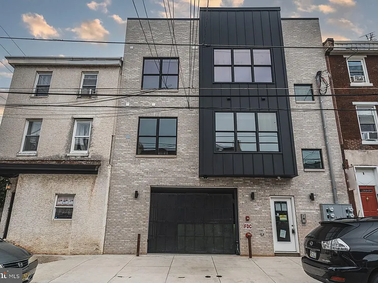 1217 E Columbia Ave #2 — Photo 21