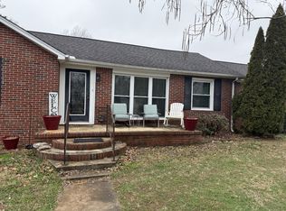 111 Dogwood Ln, Winchester, TN 37398