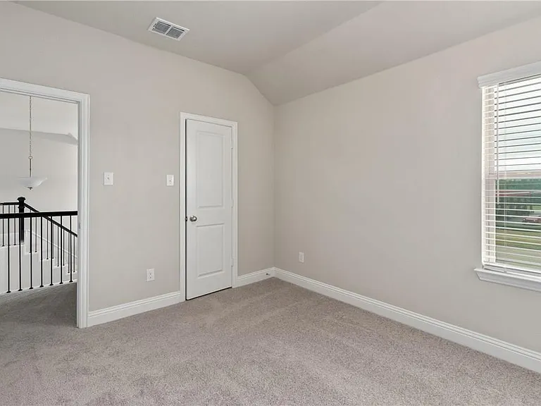 2900 Galveston St — Photo 10
