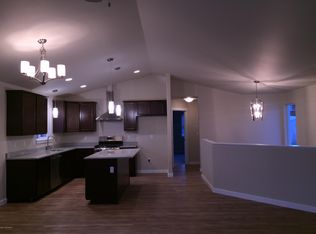 L19 Gray Hawk Cir, Anchorage, AK 99507