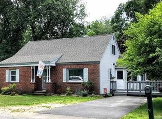 41 White St, Lunenburg, MA 01462